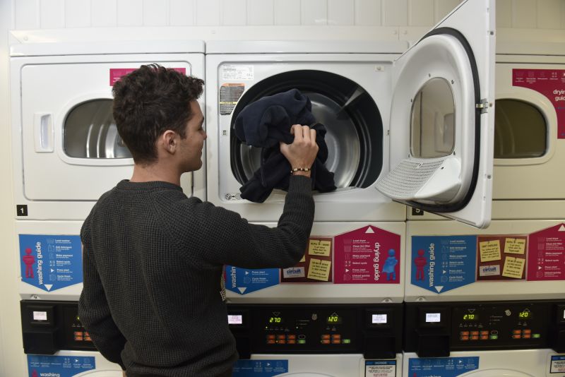 Daniel Defoe Hall laundrette